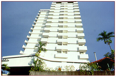 Panama hotels: Executive hotel building image